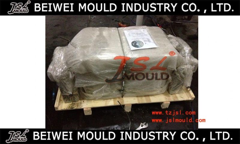 Injection Automobile Engine Cover Part Mould