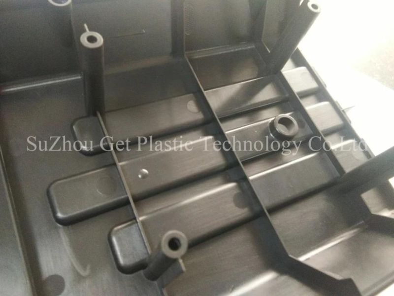 Processing Plastic Parts by Injection Mold