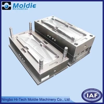 Customized/Designing Plastic Injection Mould by P20 Material for Autos