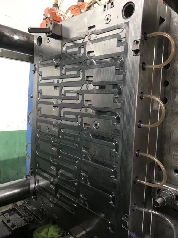 Injection Plastic Moulding Making