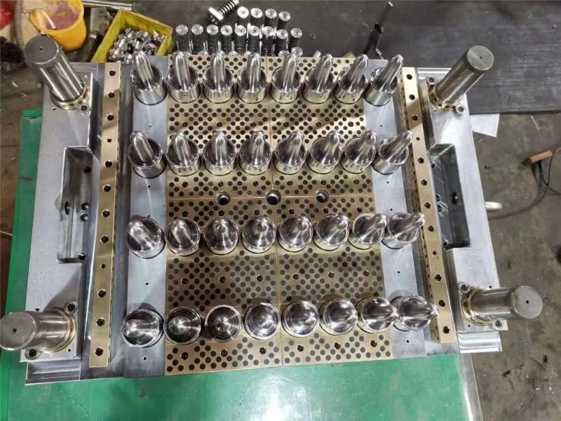 96 Cavity Plastic Pet Preform Injection Mold with Hot Runner