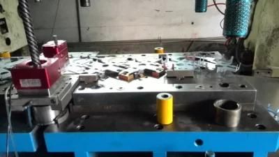 in Die Tapping Progressive Die Screw Thread Tapping in Stamping Tooling