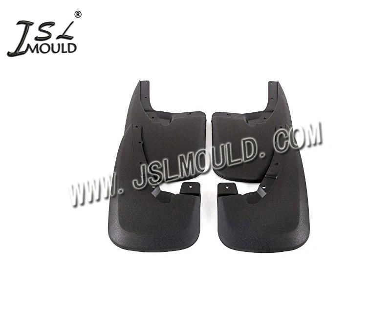 High Quality OEM Injection Car Plastic Mud Flap Mould