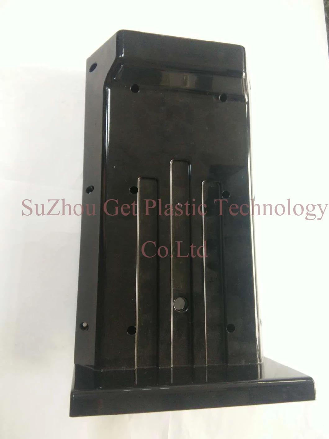 Processing Plastic Parts by Injection Mold