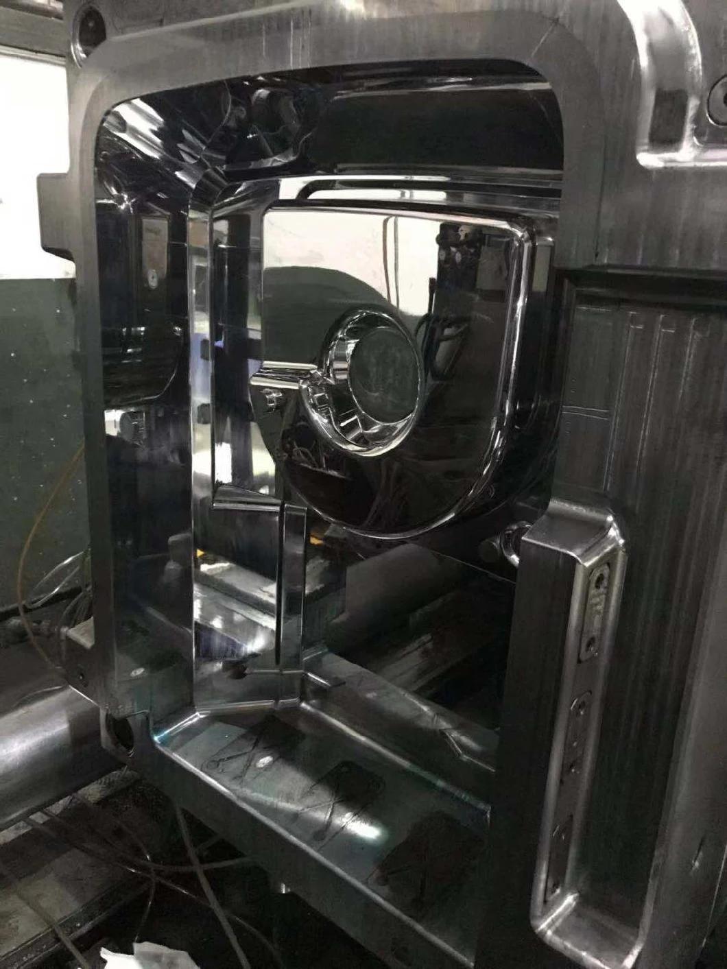 Injection-Mold-for-Vacuum-Cleaner-Handle