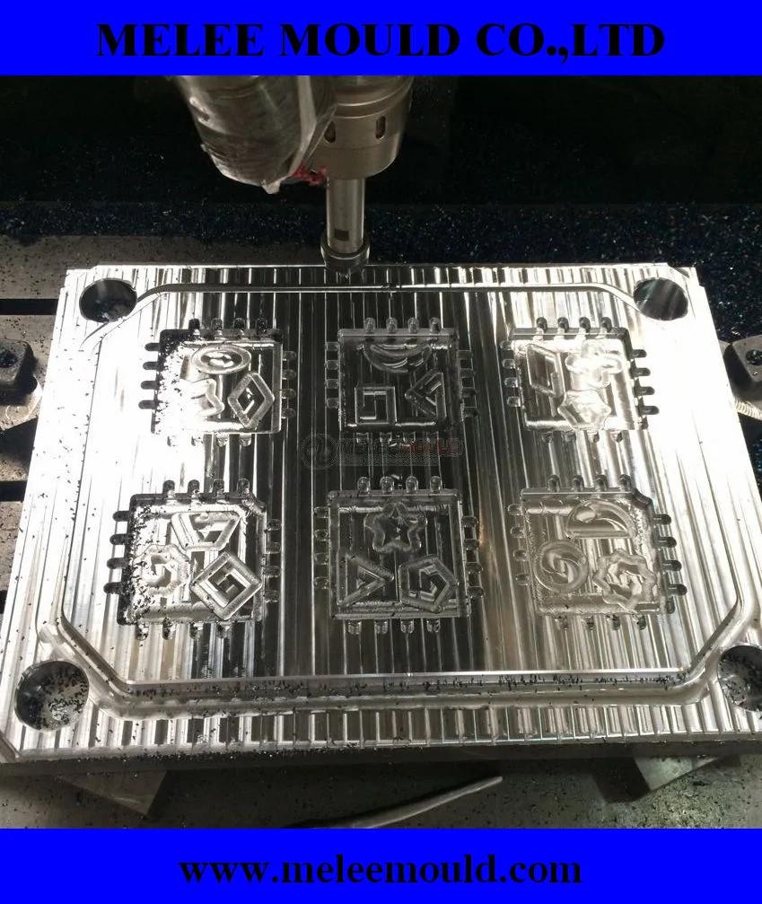 Plastic Injection Mold in Moulding for Toys (MELEE MOULD-420)