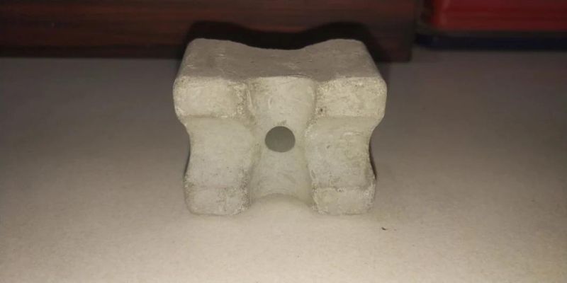 Mhdk20254050-Yl Concrete Spacer Covering Block Plastic Mold