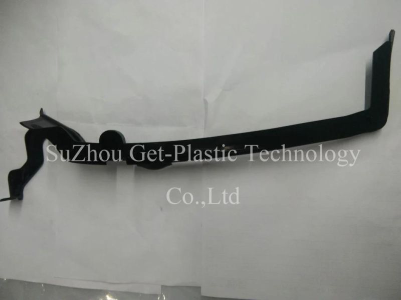 Plastic Injection Mold and Plastic Long Rod in Plastic Factory