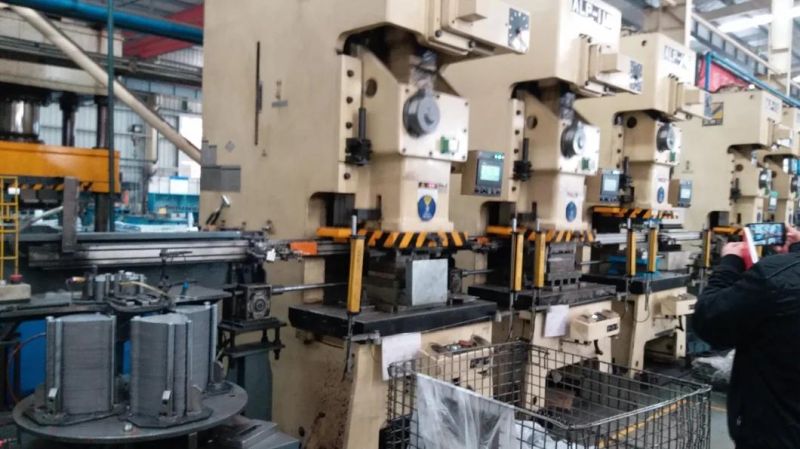 Automatic Stamping Line Stamping Robot and Metal Dies