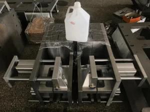 Lubricant Oil Plastic Bottle Full Automatic Mould /5L HDPE Lubricant Oil Mould for Bottles