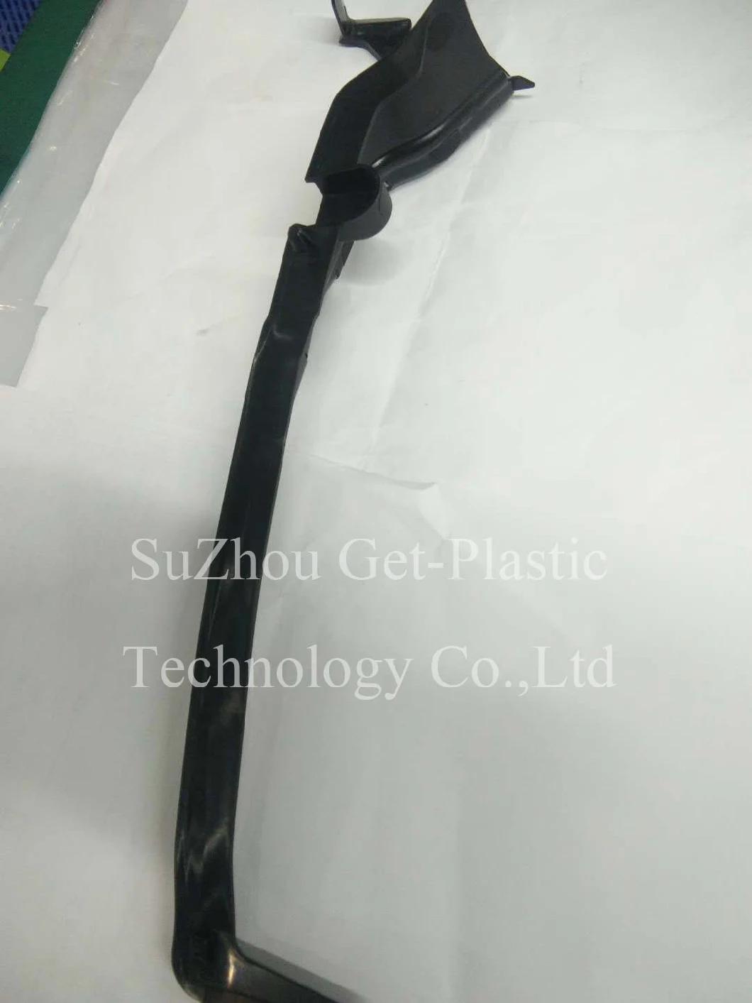 Plastic Injection Mold and Plastic Long Rod in Plastic Factory