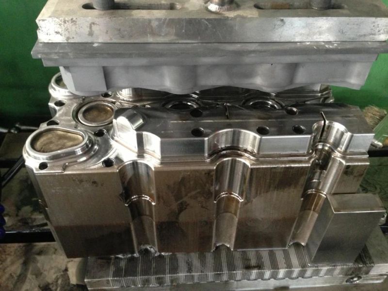 Cylinder Head Rocker Cover Plastic Injection Mould