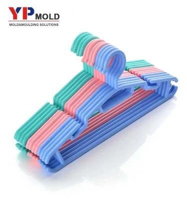 High Quality Cheap Plastic Injection Cloths Hanger Mold