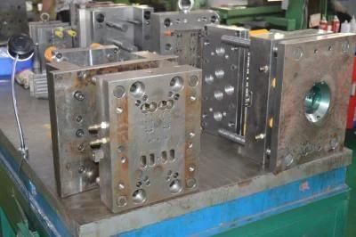 Plastic Flip Top Cap Mould Ready for Ship China Manufacturer