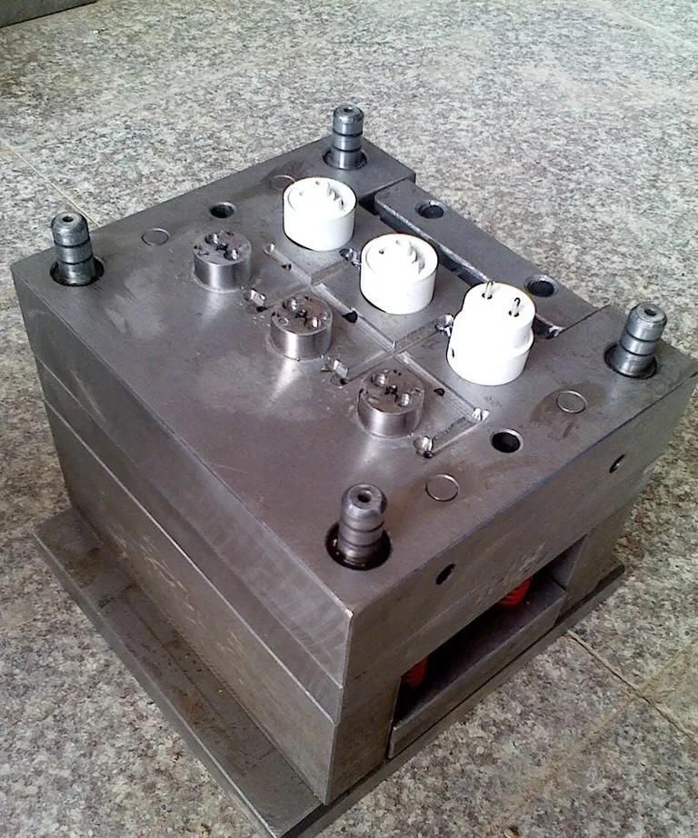 Custom Plastic Injection Mold for PVC Pipe Tee Blend Pipe Tube