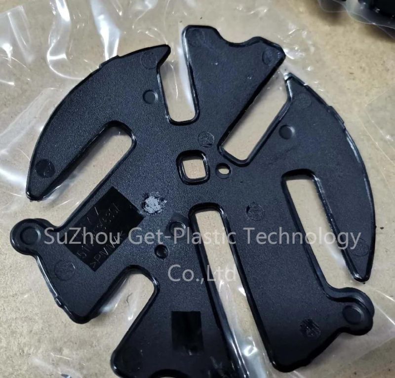 Auto Parts Use for Logo by Injection Mold in Plastic Factory