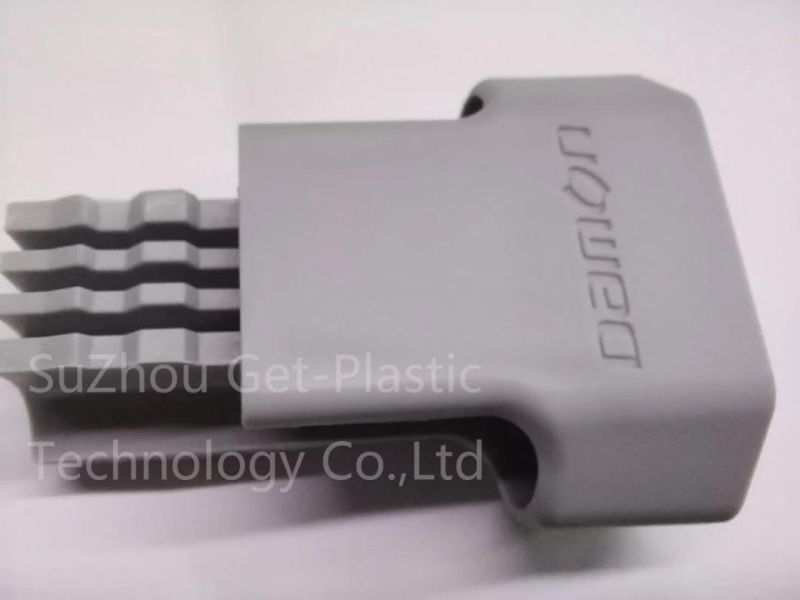High Quality Plastic Parts Is Processed by Injection Mold in Factory