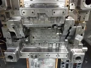 Plastic Injection Die for Plastic Auto Spare Parts Car Parts