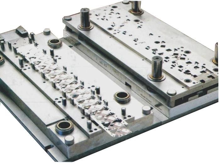 Customerized Precise Hot Sale Progressive Mould/Die/Mold