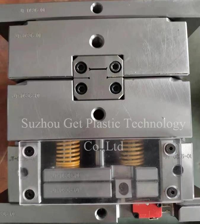 Auto Plastic Parts by Injection Mould