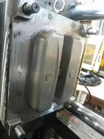 PP Flush Toilet Tank Mould/Mold