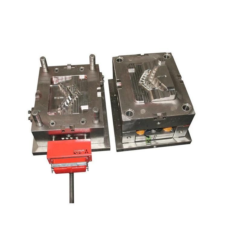 Customized/Designing Plastic Injection Mold for Bumper