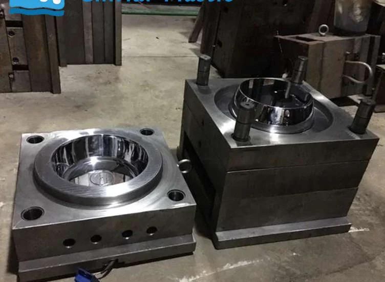 Plastic Injection Mold for Tee Pipe