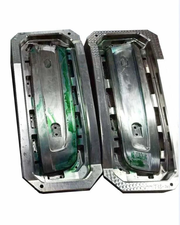PC PMMA Auto Lamp Cover Car Headlights Plastic Injection Mold