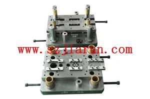 Single Simple Mould for Water Pump Motor Rotor Stator