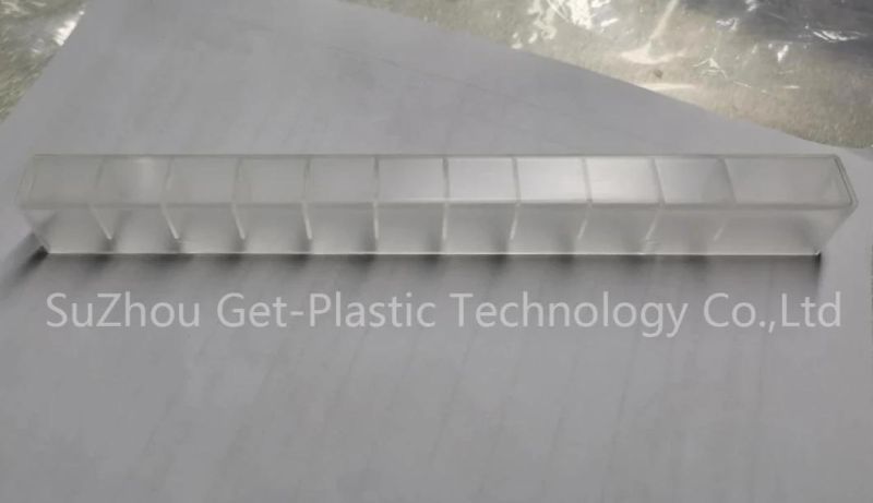 Transparent Plastic Parts by Injection Molding in Factory