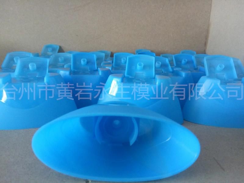 4 Cavities Plastic Injection Shampoo Bottle Flip Cap Mold