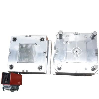 Hot Sale Plastic Injection Mould Maker for Custom Cable Clamp Mould