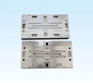 Plastic Injection Hanger Mould-5