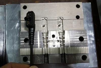 Plastic Mold for Automotive Electrical Outlet