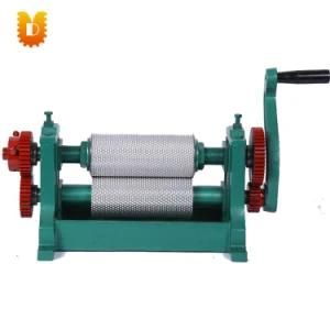 Udccj-M310 Hot Sale Manual Beeswax Comb Foundation Roller Machine