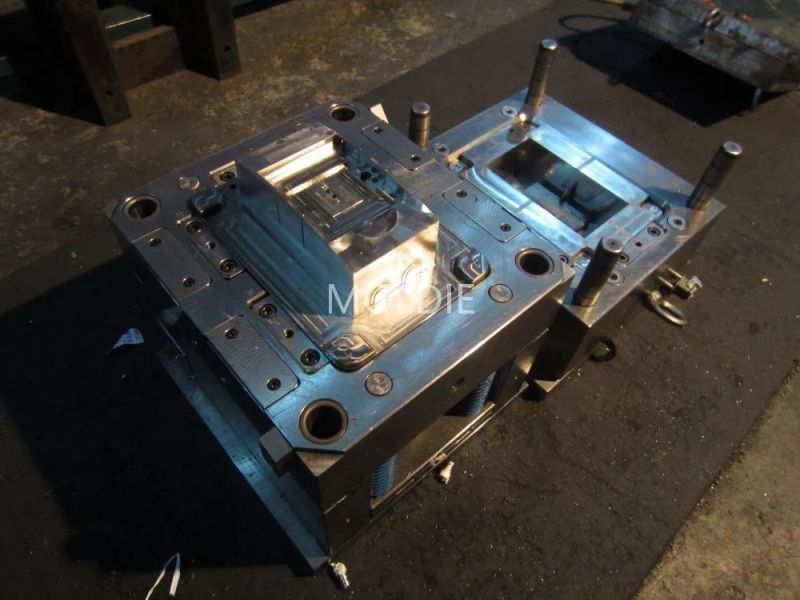 Customized/Designing Small Plastic Auto Part Made by Injection Mold