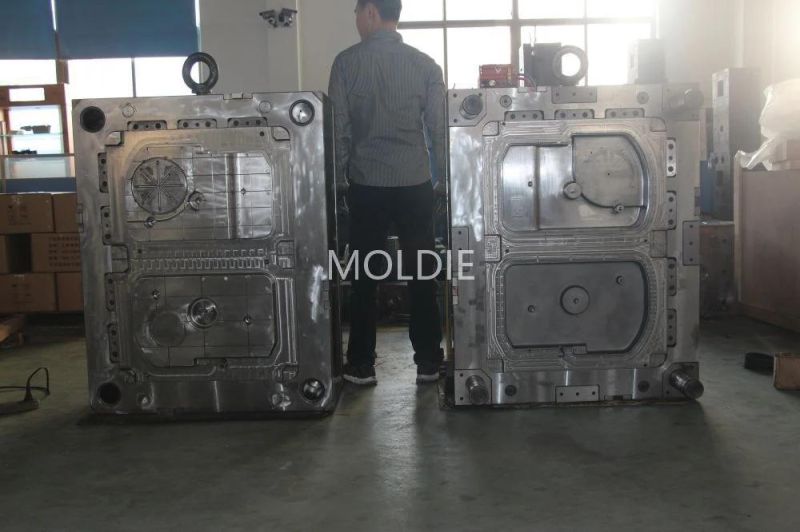 Customized/Designing Plastic Injection Mould for Medical Valve Parts