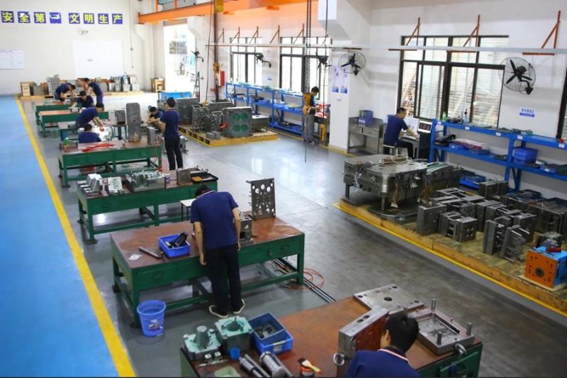 2316 Injection Tooling for Battery Casings with Paiting Surface