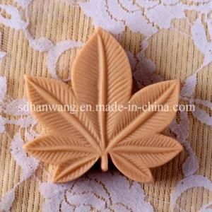 R0168 Maple Leaf Shape 100g Silicone Soap Mold