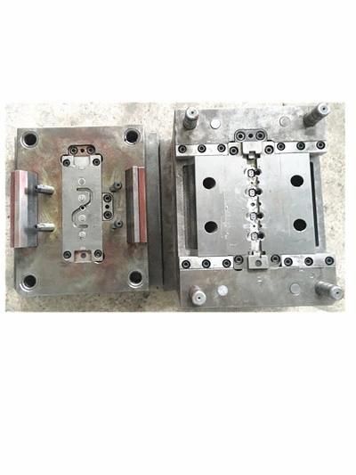 Plastic Injection Mould for Auto Parts Connector