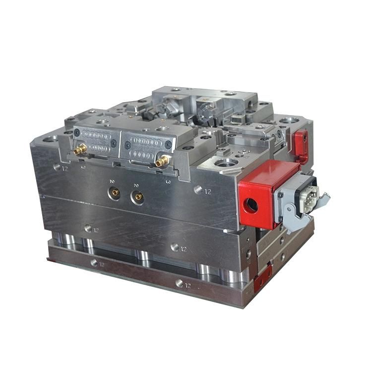 Customized Injection Mold for Auto Parts of Spoiler with PC Insert Moulding ODM