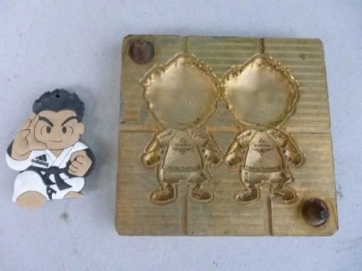 Plastic Flip Top Cap Mould
