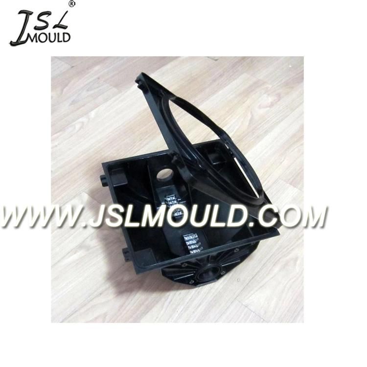 Injection Mould for Plastic Traffic Light Housing