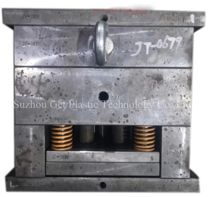 Injection Molded Plastic Parts in Plastic Factory