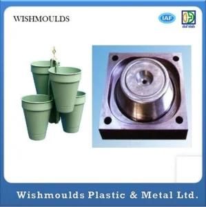 Plastic Injection Mould and Plastic Product