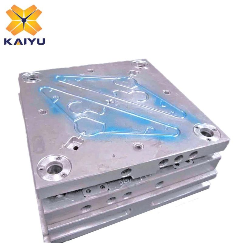 OEM Custom Clothes Hanger Plastic Injection Mould From Taizhou