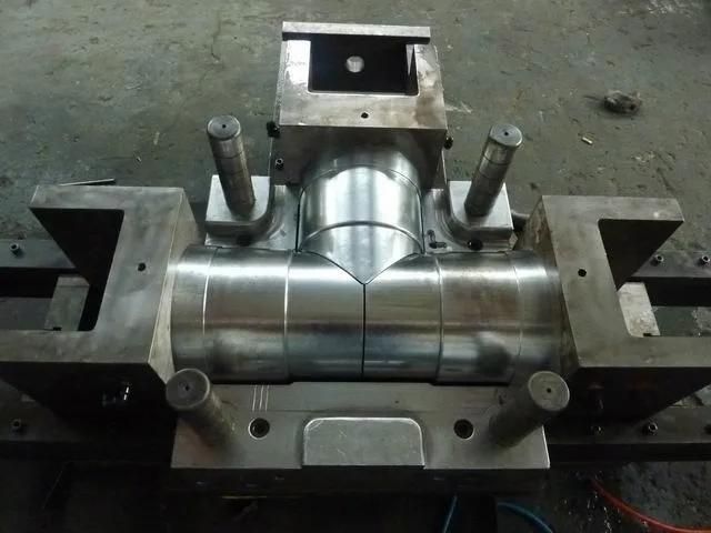 Plastic PVC Injection Tee Fitting Mould