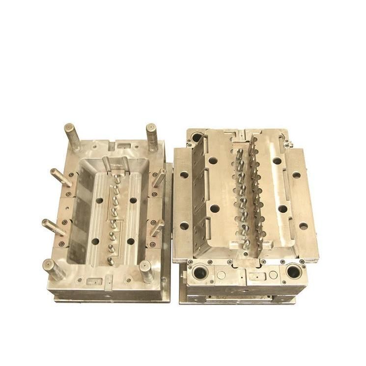 Customized/OEM Plastic Injection Mold for Pipe Fitting/Electric Parts