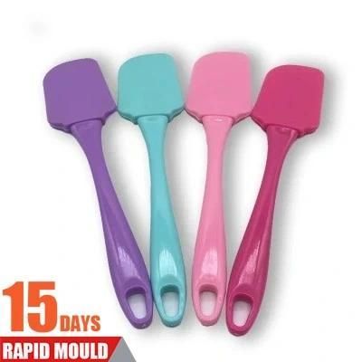 Design Rubber Kitchen Scraper Silicone with Wood Hand